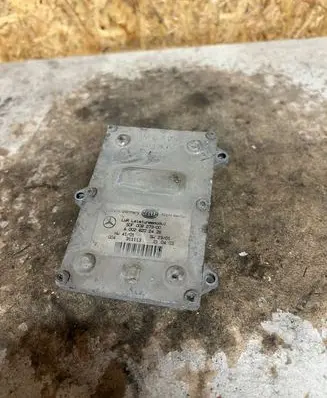 Mercedes-Benz E W211 Headlight ballast module Xenon A0028202426 5DF00827900