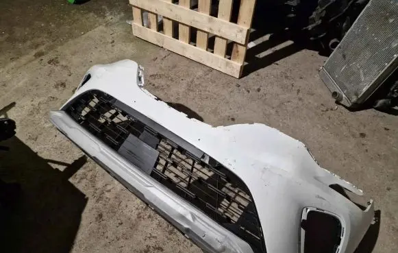 Renault Captur II Front bumper 620260503R