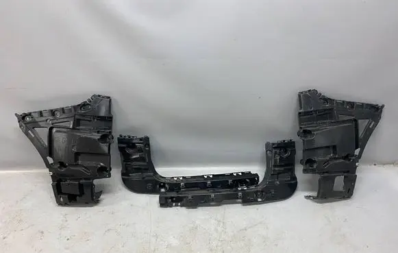 BMW X3 G01 Bumper support mounting bracket corner 7400667 7400668 7400665