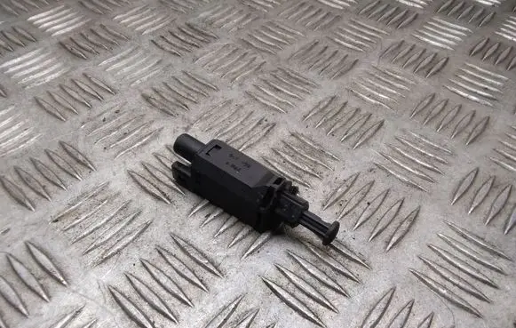 Volkswagen Transporter - Caravelle T4 Brake pedal sensor switch