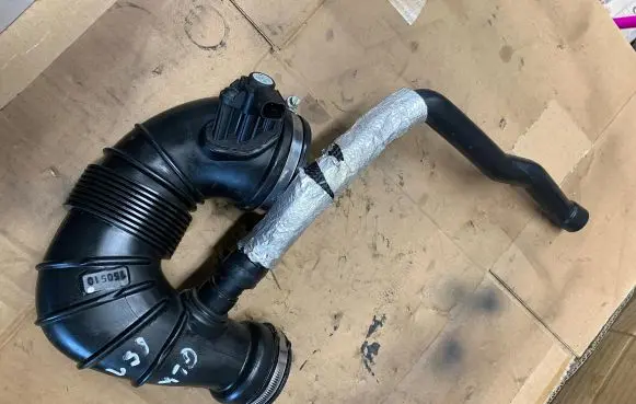 Mercedes-Benz GLK (X204) Turbo air intake inlet pipe/hose
