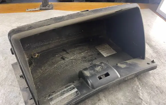 Toyota Corolla E120 E130 Glove box 5555112340