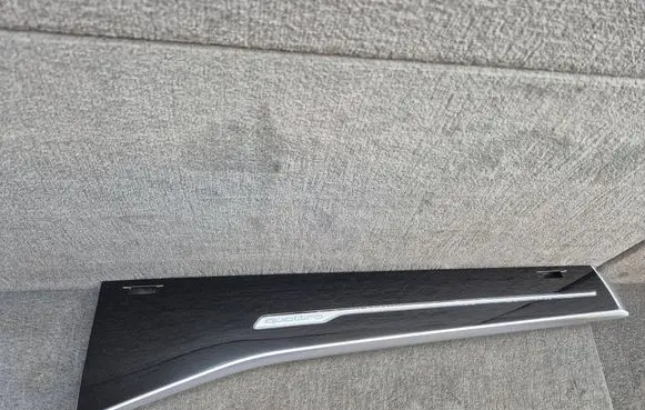 Audi Q8 Panel trim 4M8857720E 4M8947260 4M8857720EV58