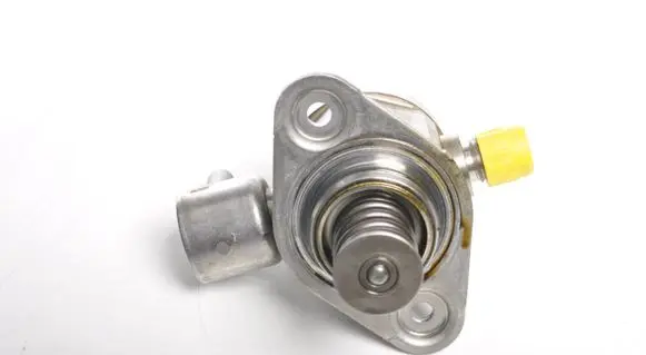 BMW 4 F32 F33 Fuel injection high pressure pump 7847204 0261520255