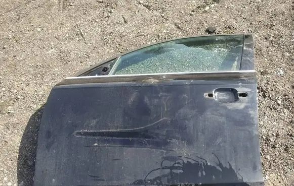 Audi A4 S4 B8 8K Front door juodos