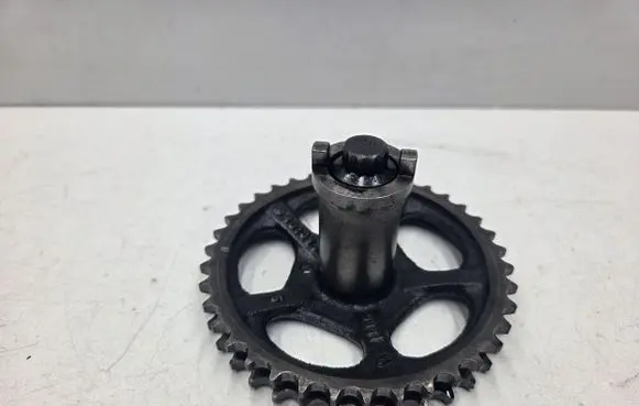 Mercedes-Benz E W124 Timing chain sprocket A6010520001