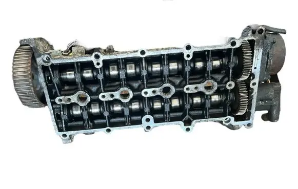 Opel Vectra C Engine head 55194358