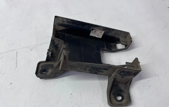 Volkswagen PASSAT B8 USA Blind spot radar bracket 561971301A