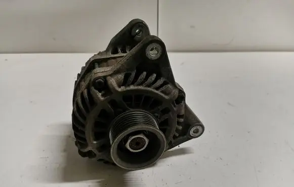 Nissan Qashqai Generator/alternator 23100BC00A