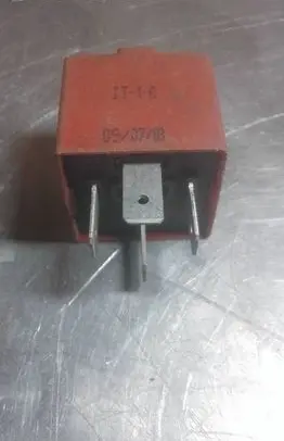 Opel Zafira A Other relay 24438887