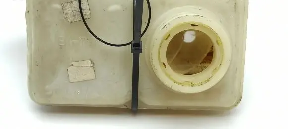 Brake fluid reservoir