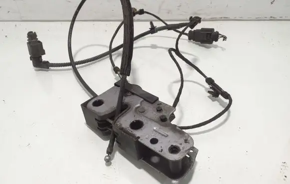 Volkswagen PASSAT B7 Engine bonnet/hood lock/catch
