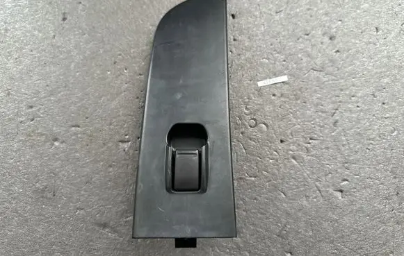 Nissan Terrano Electric window control switch 809602X802