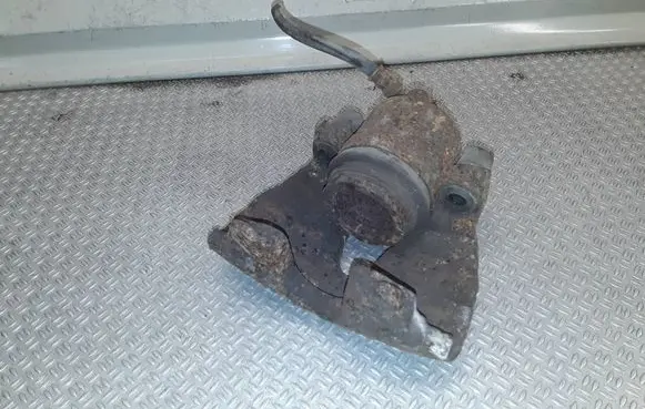 Opel Meriva B Front brake caliper