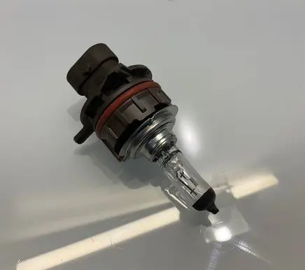 Mercedes-Benz E W211 Headlight/headlamp bulb 