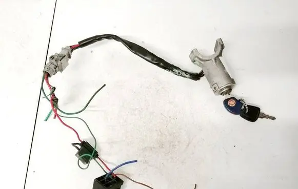 Iveco Daily 40.8 Ignition lock