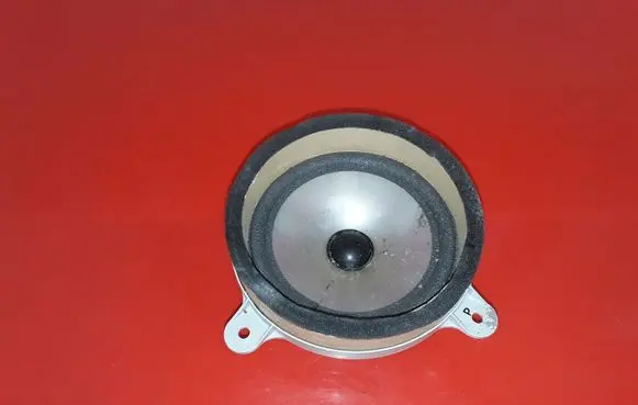 Subaru Tribeca Rear door speaker 86301XA14A