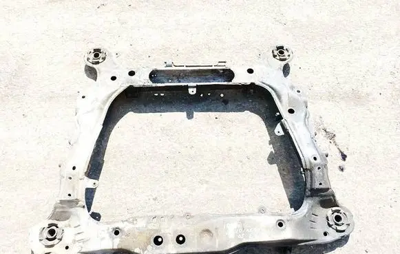Volvo XC90 Front subframe