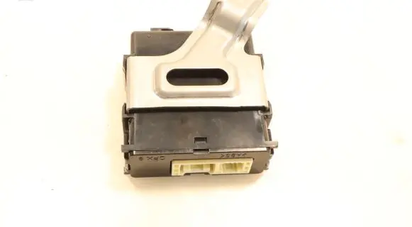 Toyota Corolla E160 E170 Fan control module 