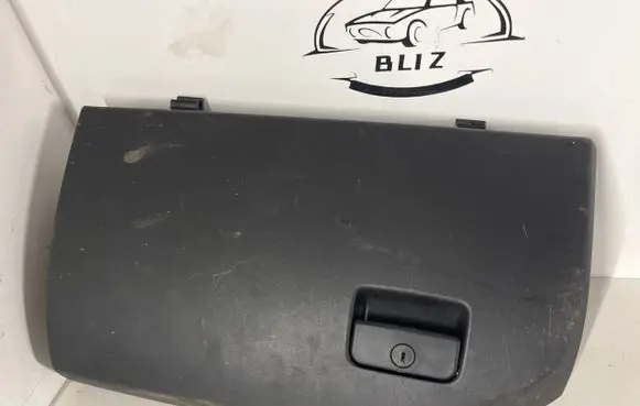 Mitsubishi Outlander Glove box 8006A022