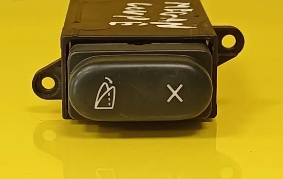 Renault Megane I Central locking switch button 