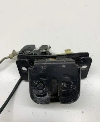 KIA Sorento Tailgate/trunk/boot lock/catch/latch 812303E00