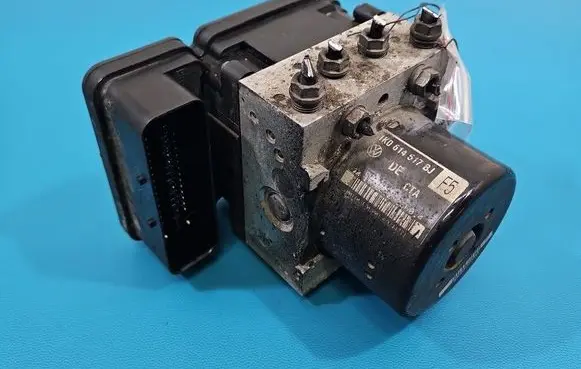 Volkswagen Golf VI ABS Pump 1K0614517BJ IMPRK1610040