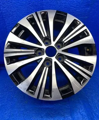 R16 alloy rim