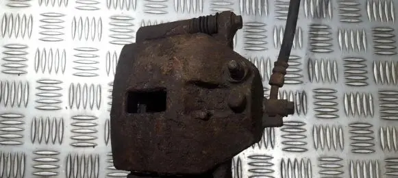 Nissan Almera Tino Front brake caliper