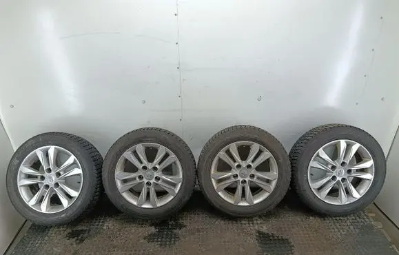 Hyundai i30 R16 alloy rim 52910A5300