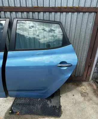 Hyundai ix20 Rear door 