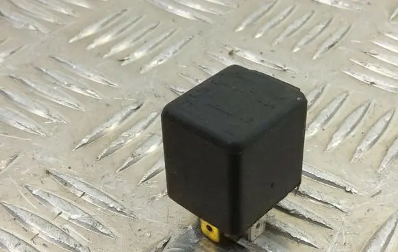 Mazda 3 I Other relay 9037478249
