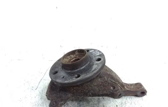 Opel Vivaro Front wheel hub spindle knuckle