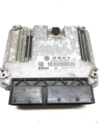 Volkswagen Touran I Engine control unit/module 03G906021AN 0281014044 03G906021MM