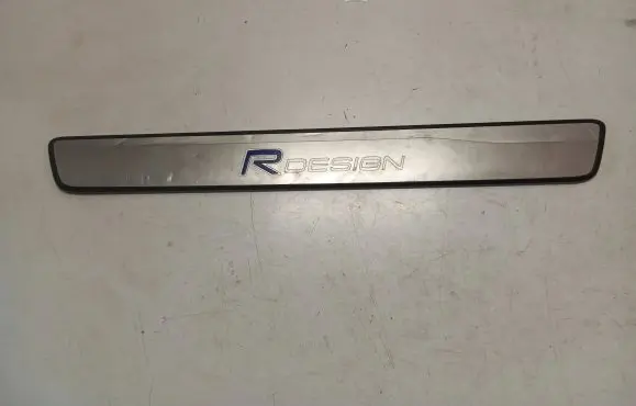 Volvo XC60 Front sill trim cover 31391249