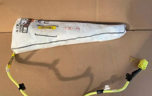 Toyota C-HR I Front driver seat 73910F4010