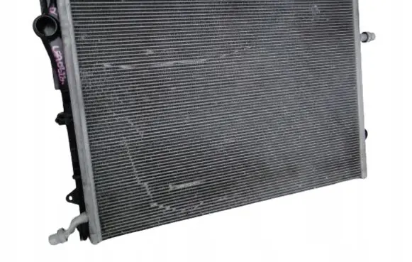 Mercedes-Benz E W238 Coolant radiator A0995003500 A0995007100