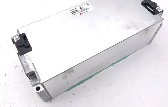 Jaguar I-Pace Hybrid / Electric Car Battery Cell AMDAU0168B JLRX590BEV