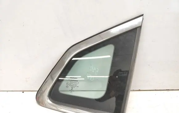 Nissan Qashqai Rear side window 43R001583 83312AEA0A