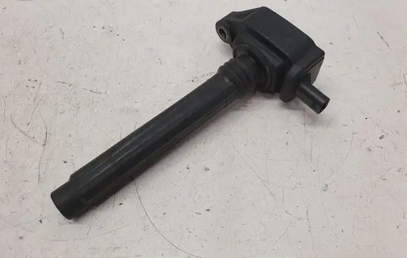 Chrysler Town & Country V High voltage ignition coil 0221504032 05149168AI
