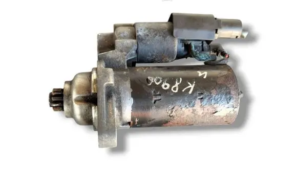 Volkswagen Touran II Starter motor 1005831660 02Z911023NX