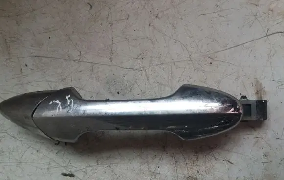 Honda FR-V Rear door exterior handle