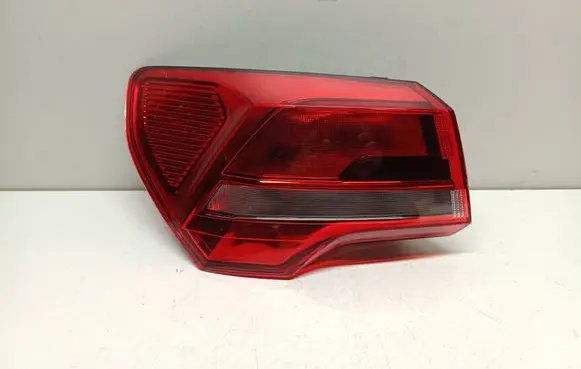 Audi Q3 F3 Rear/tail lights 83A945069