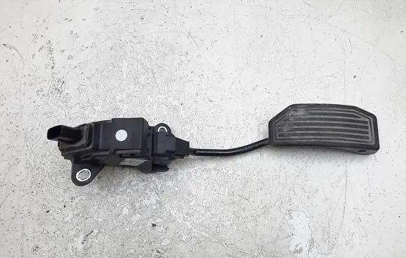 Toyota Auris 150 Accelerator throttle pedal 7811002070
