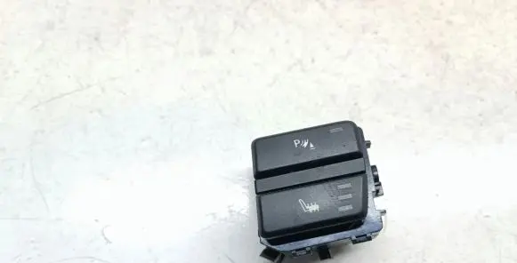 BMW 5 E60 E61 Seat heating switch 9159077
