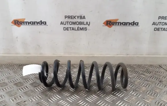 Volkswagen Golf VII Rear coil spring 5Q0511115