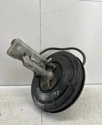 Renault Megane II Brake booster 8200157453