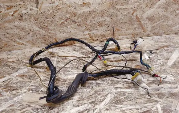 Nissan 240ZX, 280ZX, 300ZX Front door wiring loom 2412530P00