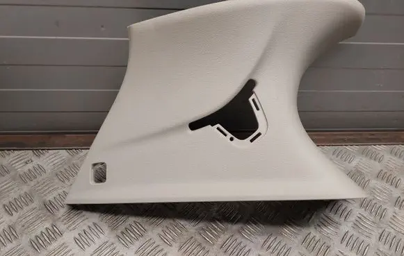 Chrysler Pacifica (D)pillar trim (top) 5RJ071D2AF