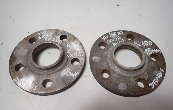Volkswagen PASSAT B5.5 Wheel spacers 